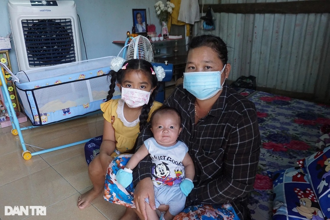 Bạn đọc Dân trí giúp 2 em nhỏ mất mẹ vì Covid-19 gần 180 triệu đồng - 1 Bạn đọc Dân trí giúp 2 em nhỏ mất mẹ vì Covid-19 gần 180 triệu đồng - 1