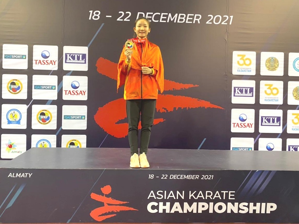 Nữ võ sĩ Việt Nam gây sốc khi giành HCV Giải vô địch Karatedo châu Á 2021 - 1 Nữ võ sĩ Việt Nam gây sốc khi giành HCV Giải vô địch Karatedo châu Á 2021 - 1
