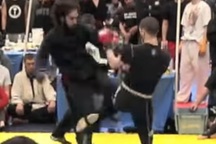 Cao thủ Túy quyền bị hạ gục bởi vận động viên võ cổ truyền Hy Lạp