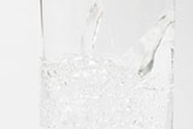 Bị gout - Hãy uống nhiều nước