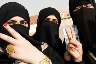 107.000 phụ nữ Ả Rập nộp đơn xin 140 công việc