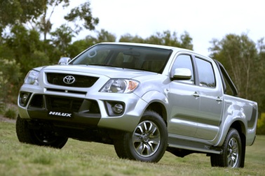 Toyota Việt Nam công bố bảng giá mới