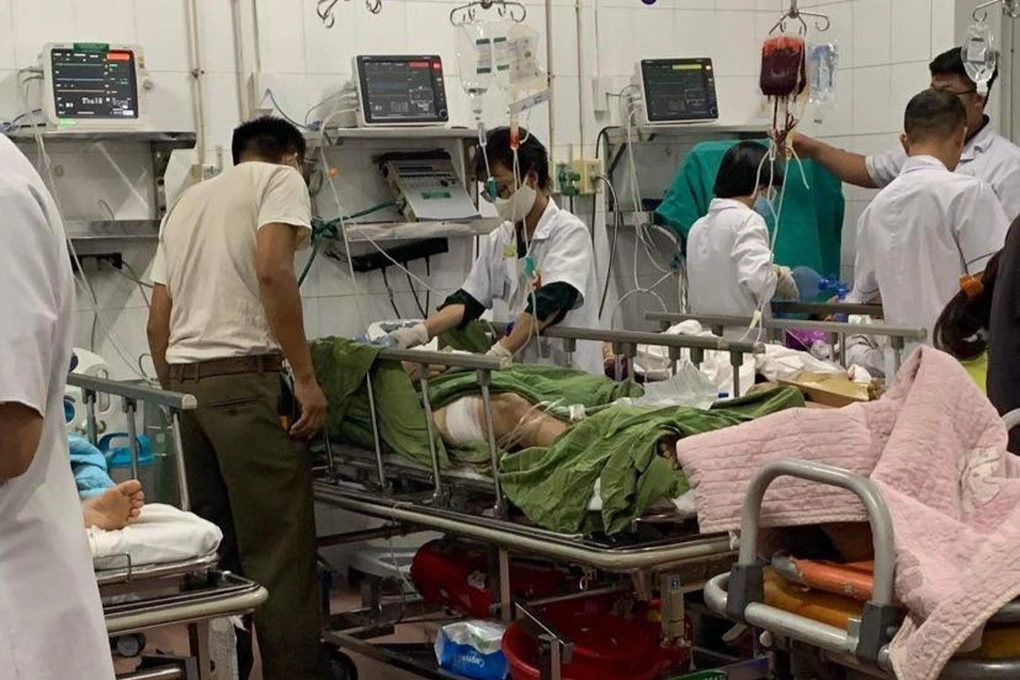 Đã không nhường đường, lái xe tải còn định tông tài xế xe cứu thương - 2 Đã không nhường đường, lái xe tải còn định tông tài xế xe cứu thương - 2