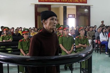 Cha chồng chém chết con dâu và tình nhân lĩnh án chung thân