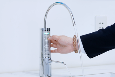 "Mê mẩn" máy lọc nước ion kiềm Panasonic mới thiết kế thời thượng độc đáo