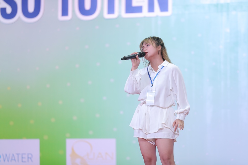 Hơn 400 giọng ca tranh tài ở vòng sơ khảo cuộc thi Giọng hát hay Hà Nội - 6 Hơn 400 giọng ca tranh tài ở vòng sơ khảo cuộc thi Giọng hát hay Hà Nội - 6