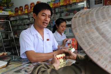 Chàng bác sĩ mê từ thiện