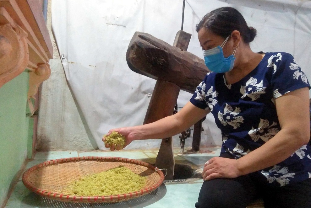 Hà Nội: Thủa bán cả tạ cốm Vòng chỉ còn là hoài niệm... - 4 Hà Nội: Thủa bán cả tạ cốm Vòng chỉ còn là hoài niệm... - 4