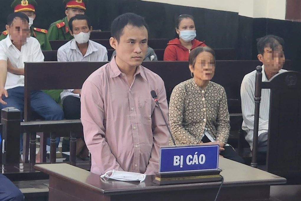 Nửa đêm chích điện vợ, gã đàn ông ở Tiền Giang lãnh 10 năm tù - 1 Nửa đêm chích điện vợ, gã đàn ông ở Tiền Giang lãnh 10 năm tù - 1