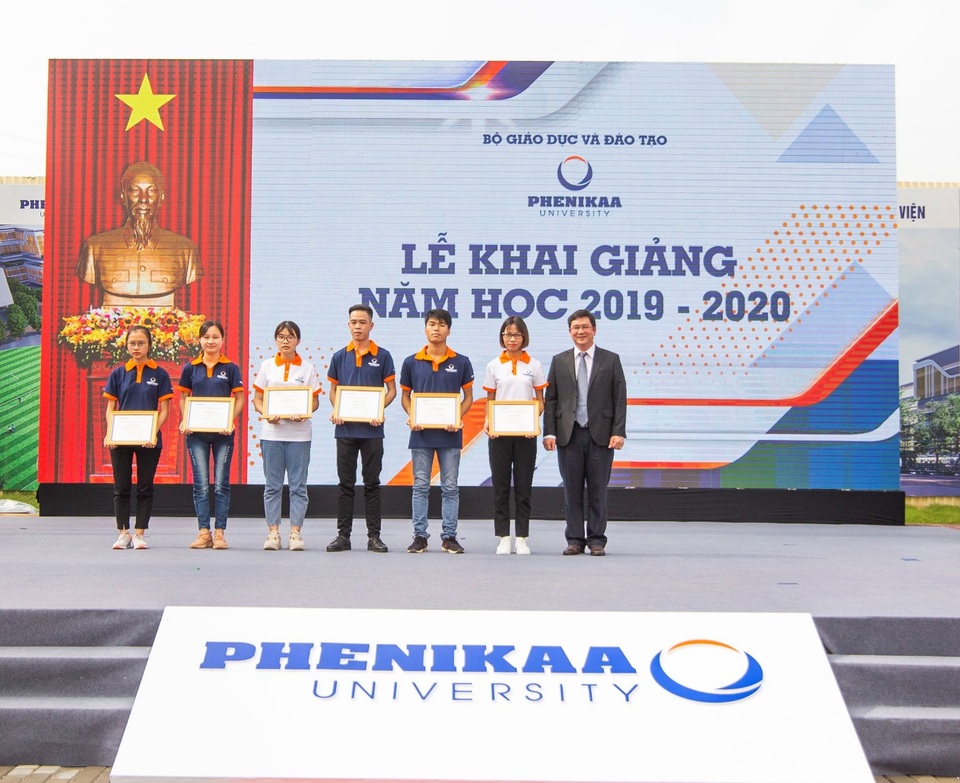 Săn học bổng đại học trong nước: Tại sao không? - 2 Săn học bổng đại học trong nước: Tại sao không? - 2