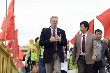 Đại sứ Mỹ: “Chúng ta là anh, chị, em”