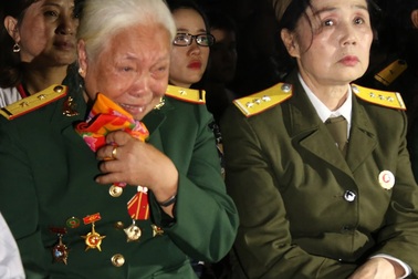 “Trường Sơn Đông gọi Trường Sơn Tây” xúc động và da diết