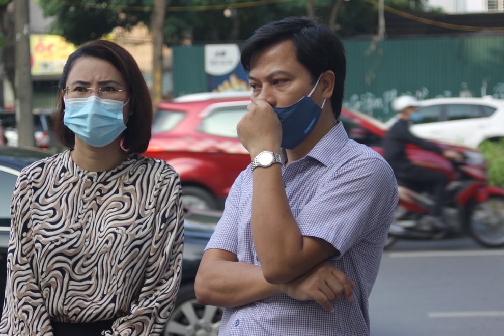 Hà Nội: Thí sinh căng thẳng, âu lo bước vào môn thi Ngữ văn - 4 Hà Nội: Thí sinh căng thẳng, âu lo bước vào môn thi Ngữ văn - 4