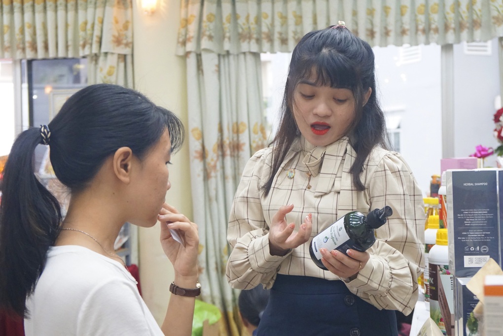 Những chàng trai lạ ở cổng trời An Toàn - 5 Những chàng trai lạ ở cổng trời An Toàn - 5