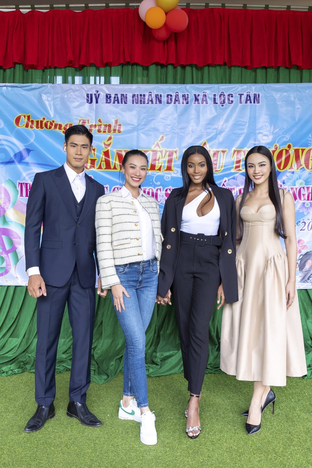Dàn Hoa hậu, Á hậu quốc tế đổ bộ Lâm Đồng làm thiện nguyện - 1 Dàn Hoa hậu, Á hậu quốc tế đổ bộ Lâm Đồng làm thiện nguyện - 1