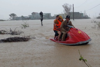 Lũ đặc biệt lớn, Chủ tịch Gia Lai yêu cầu sơ tán dân trong đêm