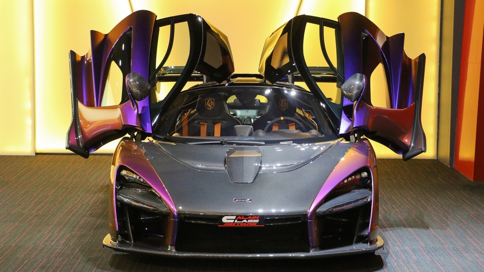 Bí ẩn một chiếc siêu xe McLaren Senna sơn đổi màu - 3 Bí ẩn một chiếc siêu xe McLaren Senna sơn đổi màu - 3