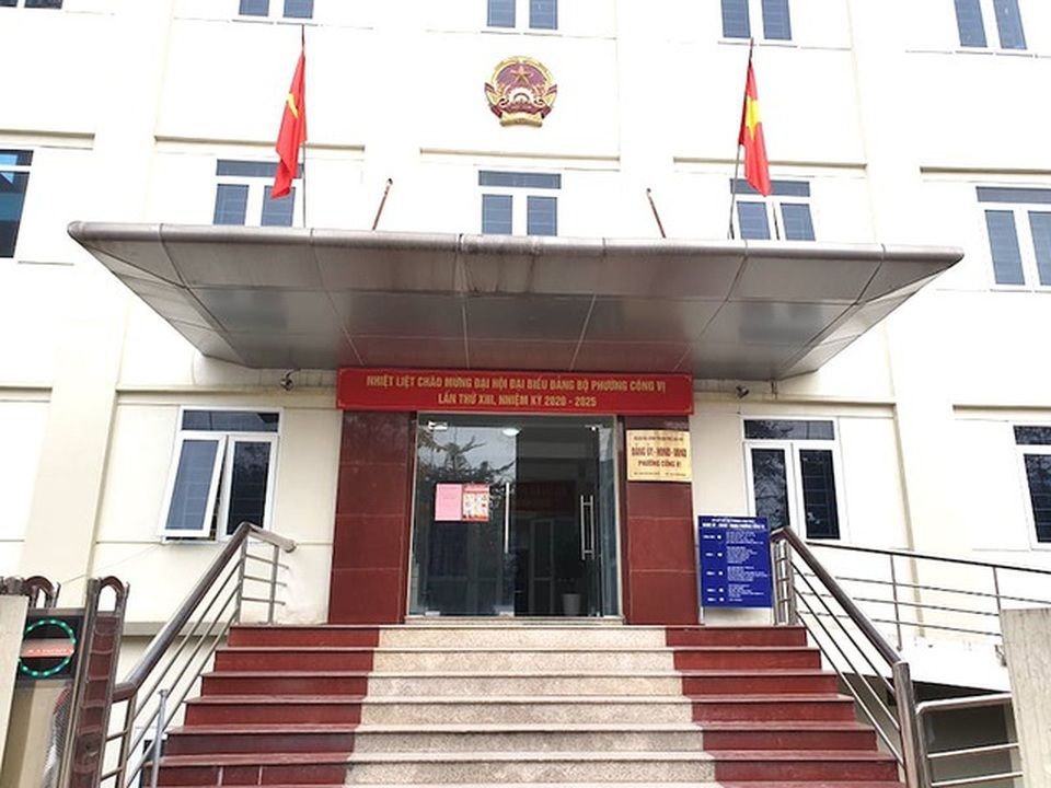 Hà Nội: Diễn tiến mới vụ côn đồ đập phá, đánh dân dã man giữa quận Ba Đình - 4 Hà Nội: Diễn tiến mới vụ côn đồ đập phá, đánh dân dã man giữa quận Ba Đình - 4