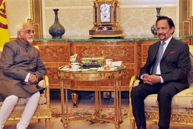 Ấn Độ-Brunei quan ngại Trung Quốc cản trở tự do hàng hải trên Biển Đông