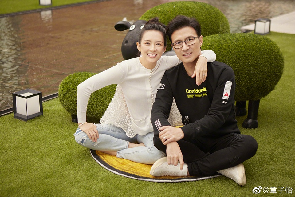 Lộ diện hình ảnh hai con của mỹ nhân Chương Tử Di - 6 Lộ diện hình ảnh hai con của mỹ nhân Chương Tử Di - 6