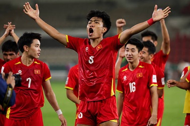 Trợ lý HLV Park Hang Seo: “Bóng đá Thái Lan đang thụt lùi so với Việt Nam”