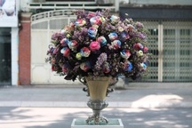 Thị trường hoa tươi dịp 20/10: Một giỏ hoa có giá 30-40 triệu đồng