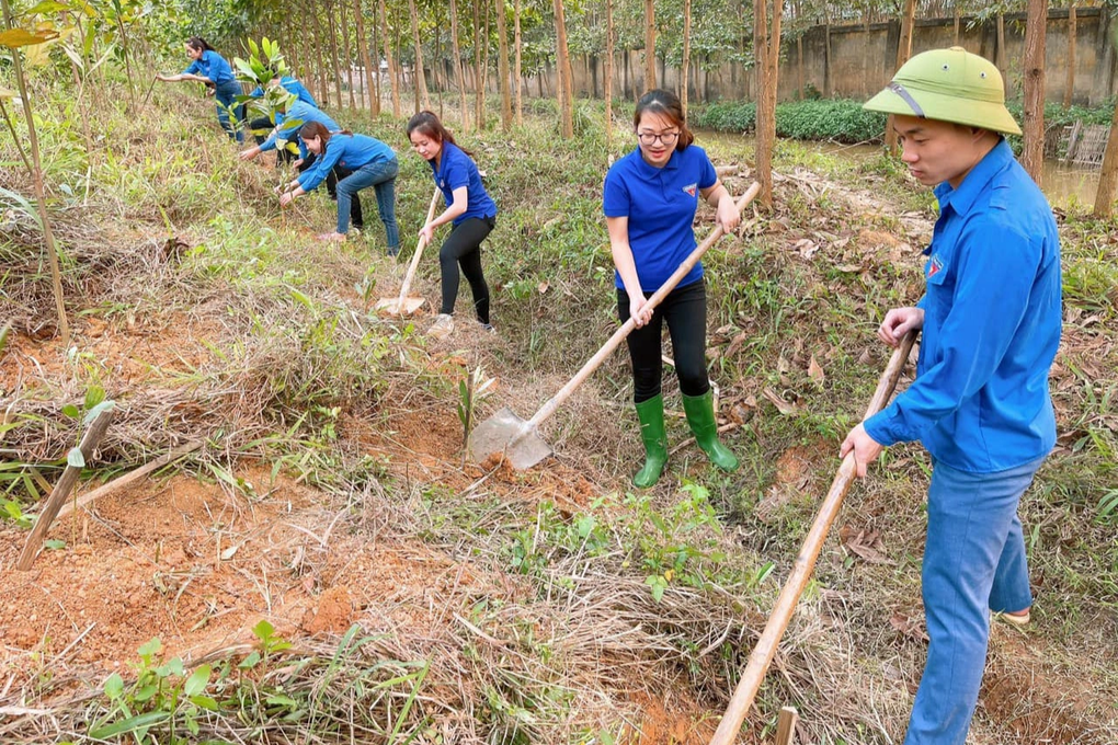 Tháng thanh niên xung kích, vì cộng đồng của tuổi trẻ Bộ LĐ-TBXH - 11 Tháng thanh niên xung kích, vì cộng đồng của tuổi trẻ Bộ LĐ-TBXH - 11