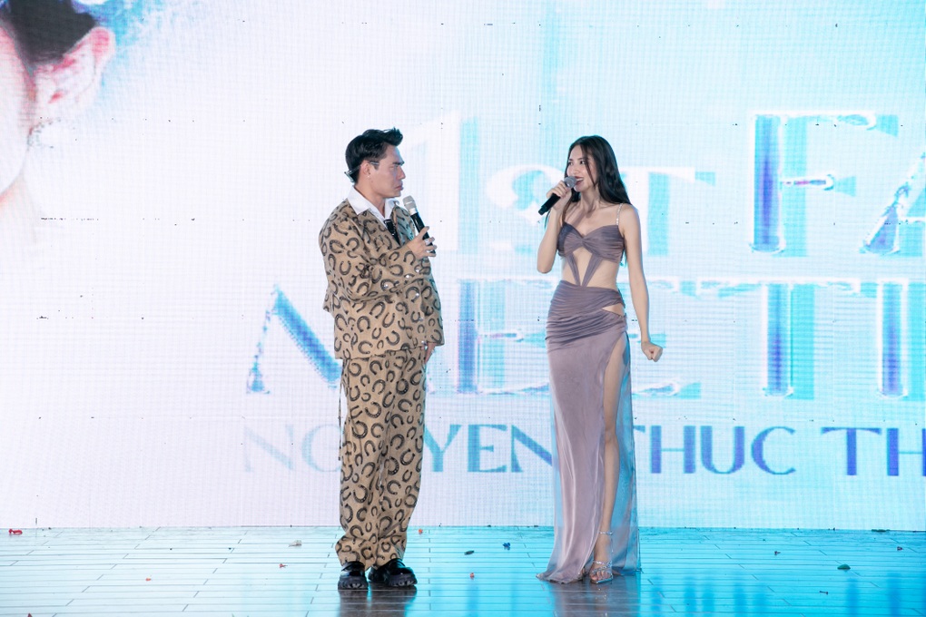 Hoa hậu Thùy Tiên khiến fan dậy sóng: Tôi có thể lấy vợ cũng được - 4 Hoa hậu Thùy Tiên khiến fan dậy sóng: Tôi có thể lấy vợ cũng được - 4