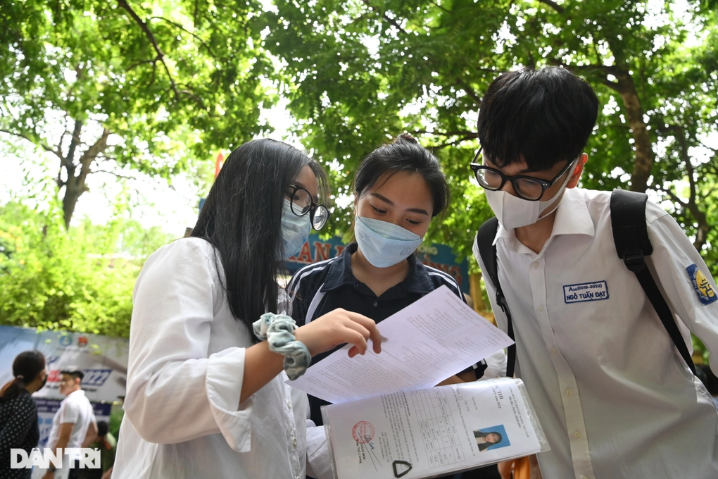 Bộ GDĐT chia lại lịch thanh toán trực tuyến xét tuyển theo địa phương - 1 Bộ GDĐT chia lại lịch thanh toán trực tuyến xét tuyển theo địa phương - 1