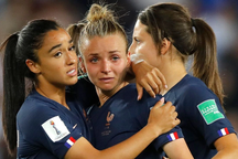 Tuyển nữ Việt Nam đối đầu với dàn sao vừa vô địch Champions League của Pháp