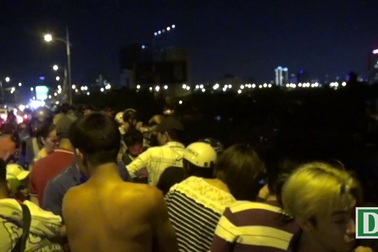 Cảnh sát tìm kiếm người phụ nữ nhảy cầu tự vẫn