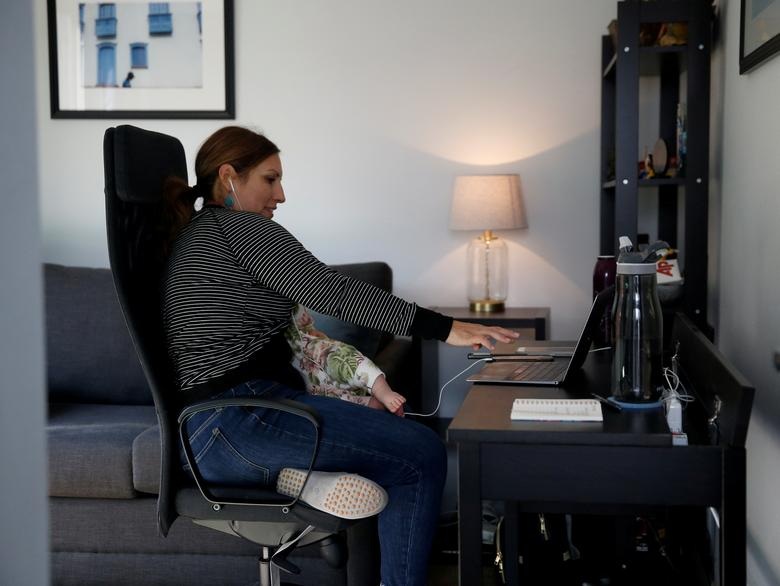 3 tỷ người trên thế giới bị phong tỏa vì Covid-19 - 4