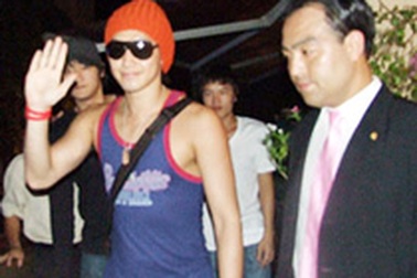 Bi (Rain) tạm biệt khán giả Việt Nam