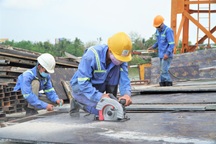 Mức thưởng Tết cao nhất ở Hậu Giang gần 147 triệu đồng/người