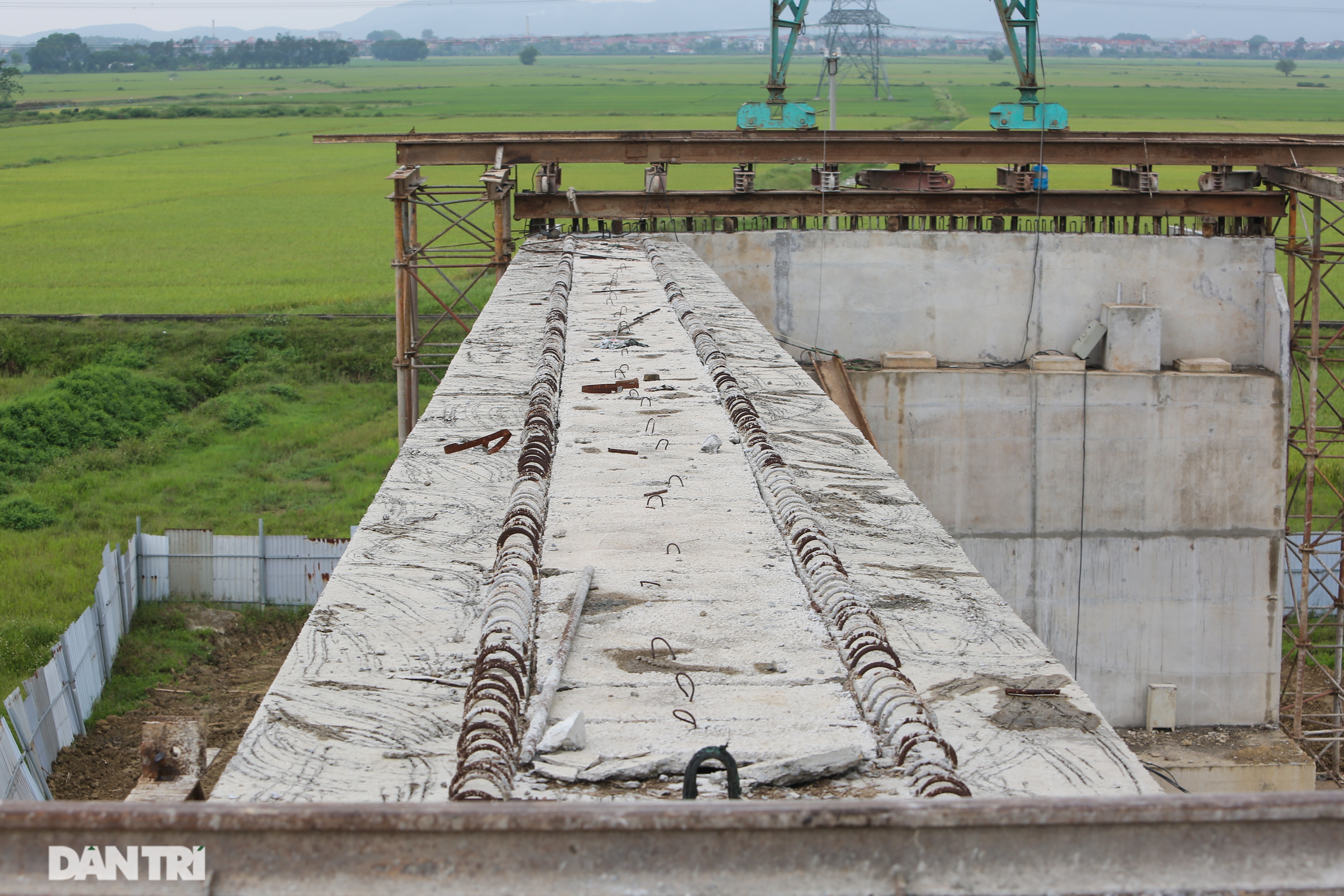 Nguyên nhân bất ngờ khiến cầu nối Hà Nội – Bắc Giang có thể đắp chiếu - 9 Nguyên nhân bất ngờ khiến cầu nối Hà Nội – Bắc Giang có thể đắp chiếu - 9