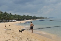 Xác minh thông tin một thanh niên bị cướp khi tắm biển Phú Quốc