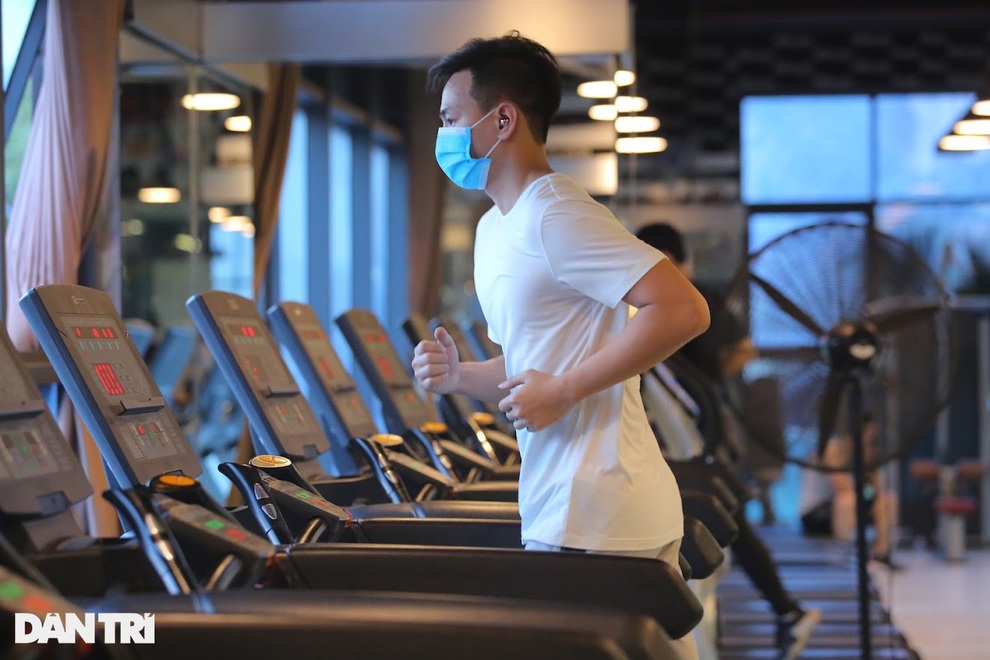Nhiều phòng gym ở Hà Nội rón rén mở cửa, hạn chế nhận học viên mới - 1 Nhiều phòng gym ở Hà Nội rón rén mở cửa, hạn chế nhận học viên mới - 1