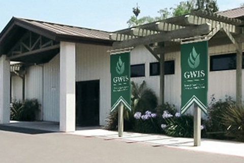 Trường “ma” liên kết tại Việt Nam: Bộ GD&ĐT yêu cầu 9 tỉnh dừng hợp tác