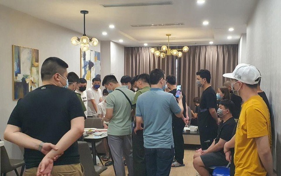 50 người Trung Quốc nhập cảnh chui ở Hà Nội âm tính với SARS-CoV-2 - 1 50 người Trung Quốc nhập cảnh chui ở Hà Nội âm tính với SARS-CoV-2 - 1
