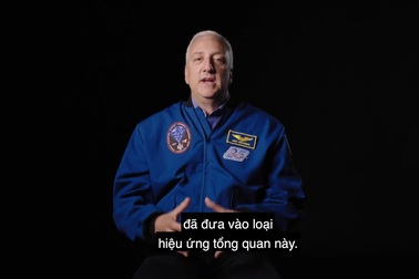 Cựu phi hành gia NASA lý giải chuyến bay tới rìa không gian của Jeff Bezos