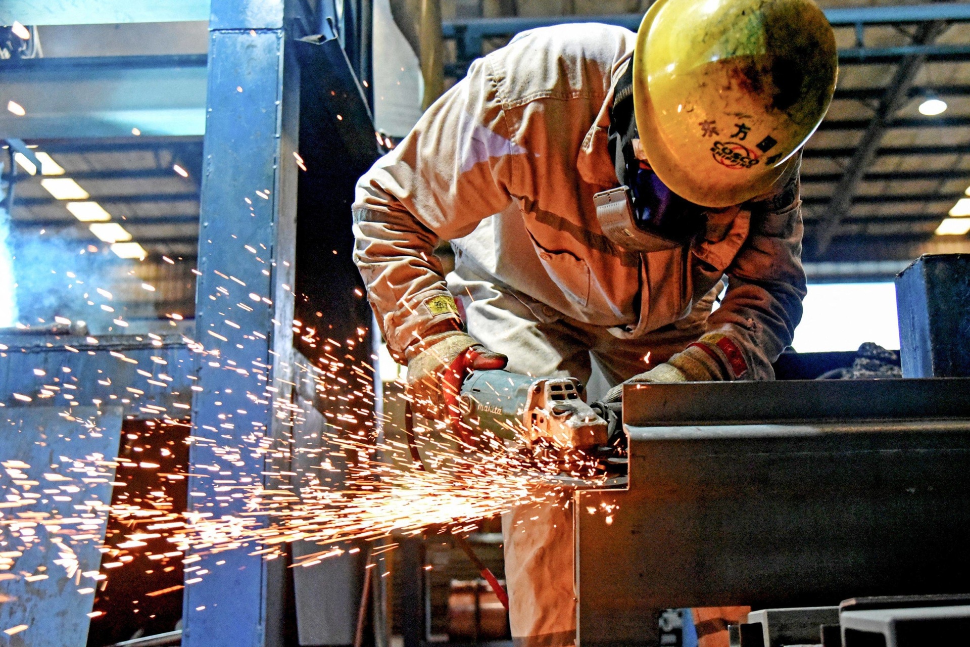 Kinh tế thế giới năm qua có còn bị bủa vây bởi những bóng ma? - 4