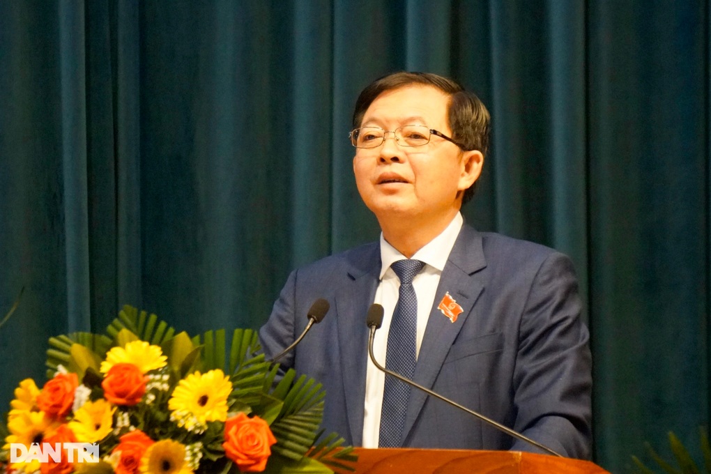 Bí thư Bình Định: Còn một ngày làm việc vẫn phải cống hiến hết mình - 1 Bí thư Bình Định: Còn một ngày làm việc vẫn phải cống hiến hết mình - 1