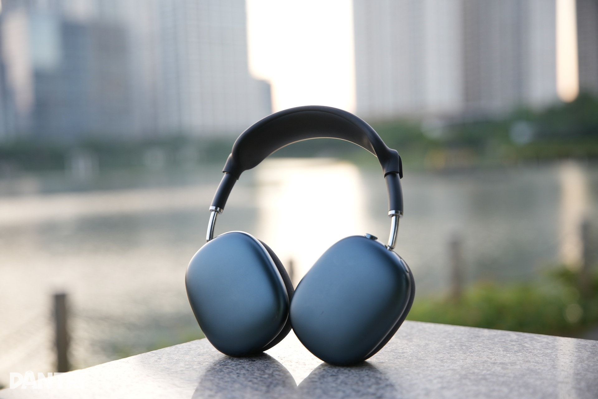 에어팟 맥스는 출시 후 5년이 지났지만 여전히 비싼데, 아직도 살 가치가 있을까요? - 13 AirPods Max vẫn đắt sau 5 năm mở bán, liệu còn đáng mua? - 13