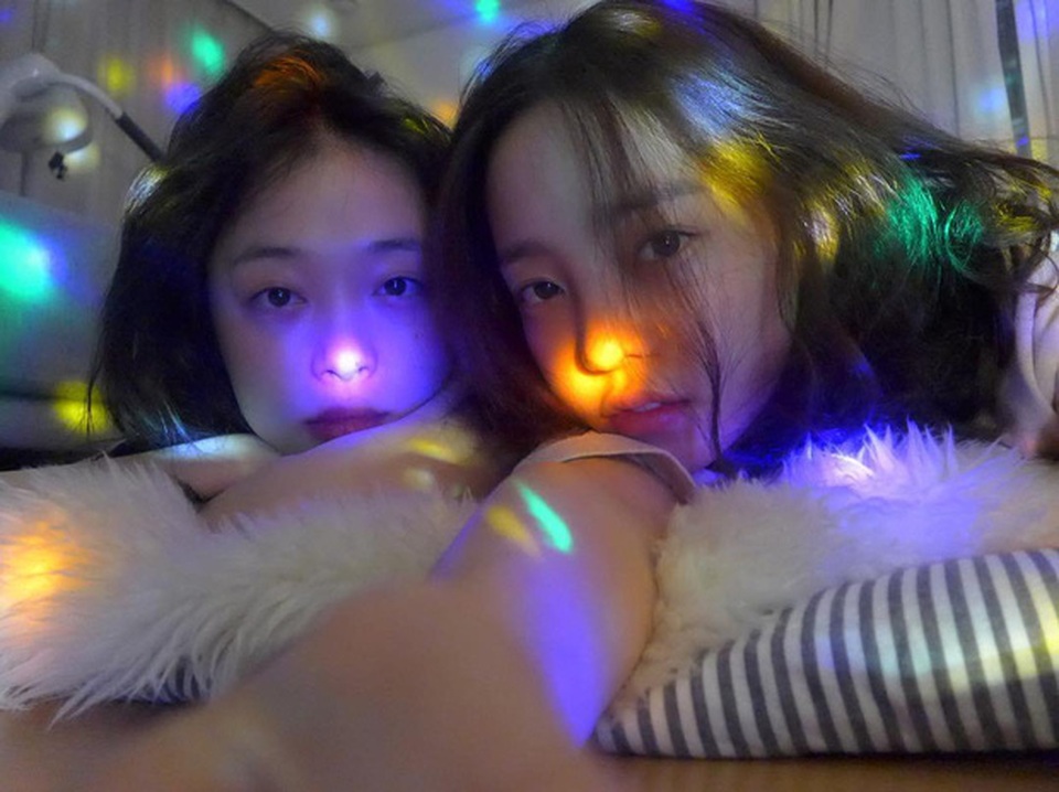 Xót xa xem lại loạt ảnh của hai thiên thần Sulli và Goo Hara lúc sinh thời - 7 Xót xa xem lại loạt ảnh của hai thiên thần Sulli và Goo Hara lúc sinh thời - 7