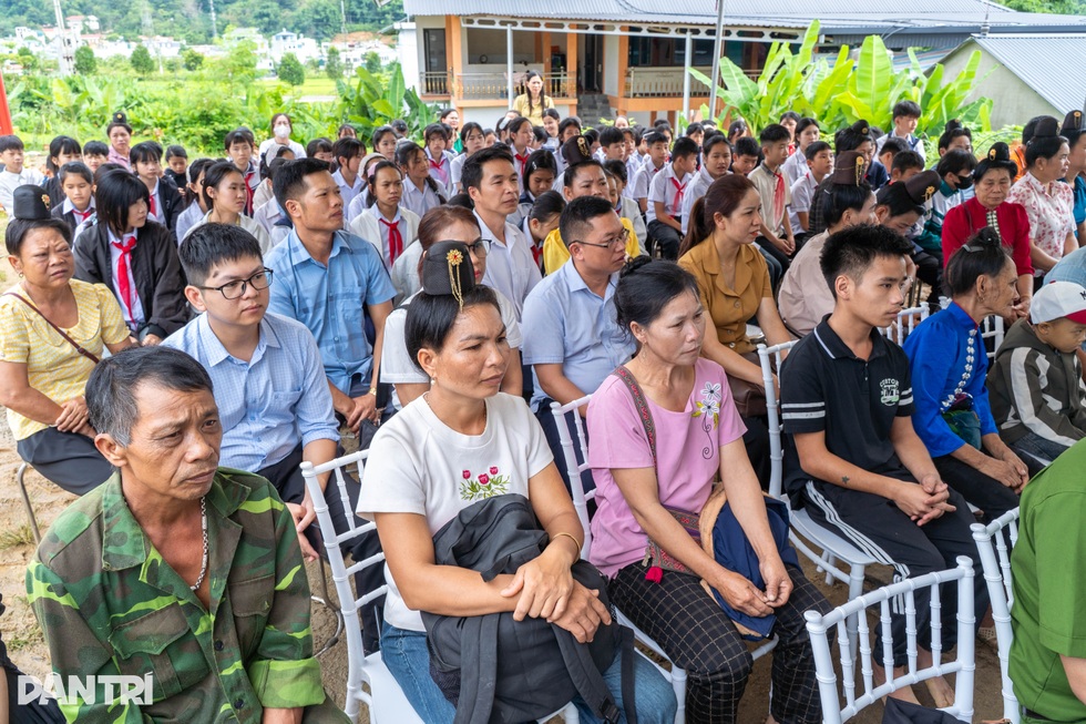 Mái ấm Nhân ái mở ra hy vọng an cư cho 8 hộ nghèo ở Điện Biên - 4
