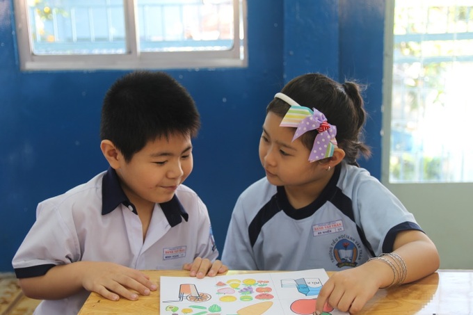 Giải quyết "khủng hoảng tuổi đến trường" cho trẻ chuẩn bị vào lớp 1, phương pháp thì nhiều nhưng không phải bố mẹ nào cũng biết cách làm đúng - Ảnh 4.