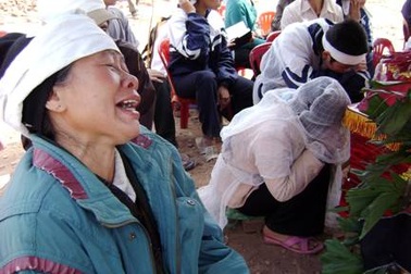 Đau lòng những người ở lại