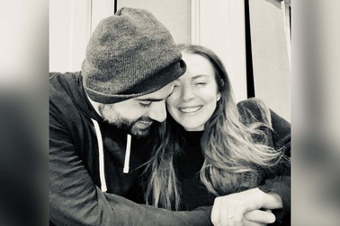 Lindsay Lohan thông báo đính hôn ở tuổi 35