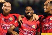 HLV Mano Polking tiến cử cầu thủ gốc Việt cho đội tuyển Việt Nam