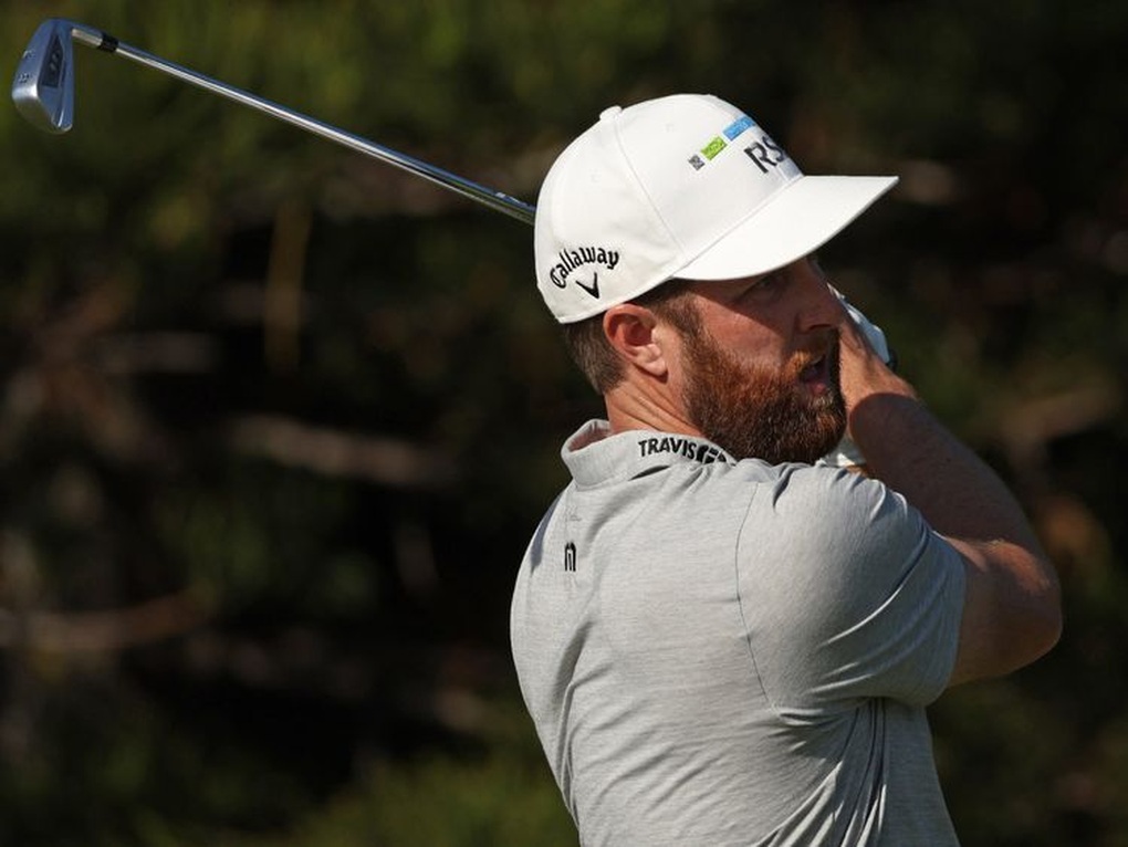 Chris Kirk tạm dẫn đầu Sony Open 2023 sau vòng 2 - 1 Chris Kirk tạm dẫn đầu Sony Open 2023 sau vòng 2 - 1
